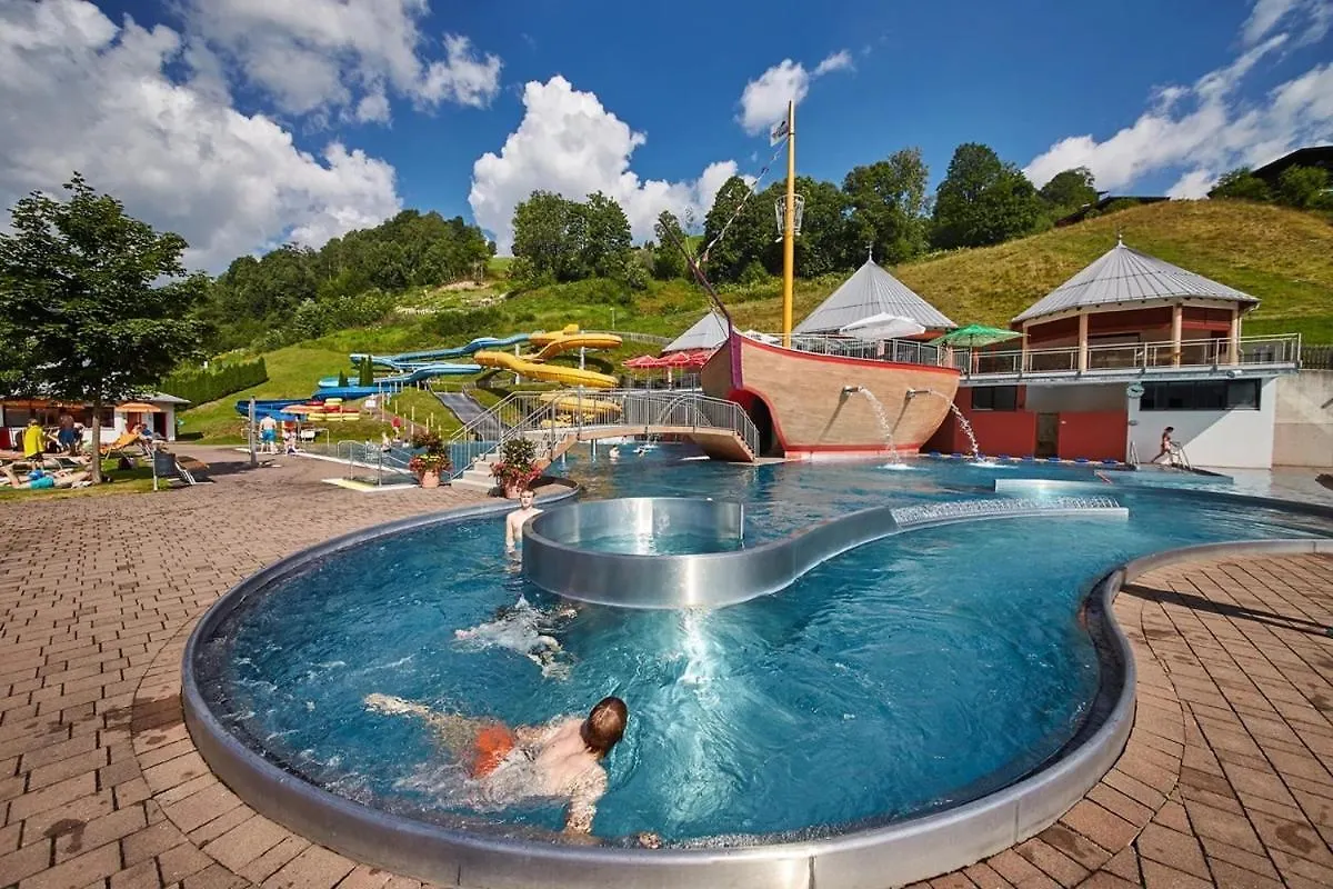 Hotel Herzblut - Joker Card Included In Summer Saalbach-Hinterglemm 4*,  Austria