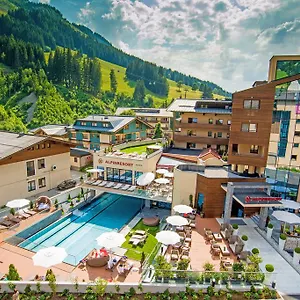 Alpinresort Valsaa - Sport & Hotel